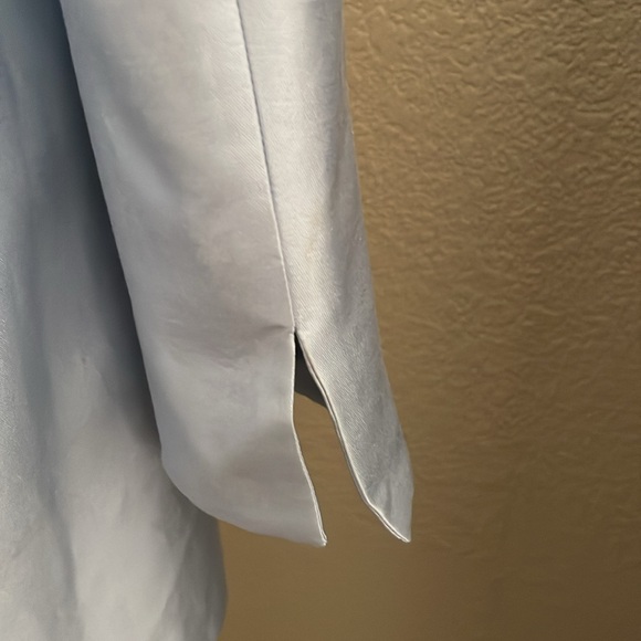 Adrienne Vittadini beautiful blue satin jacket. Size 6 NWT - Picture 4 of 8